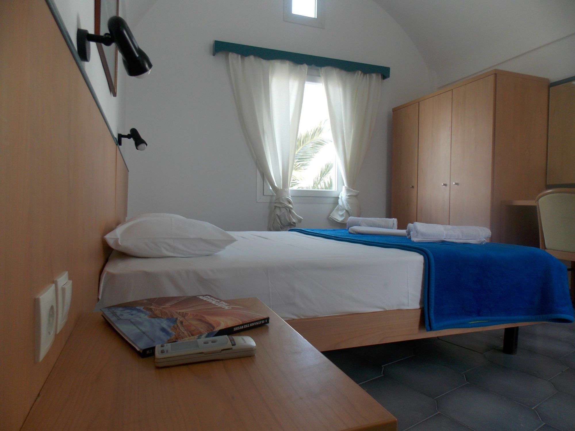Sunrise Studios In Perissa Buitenkant foto